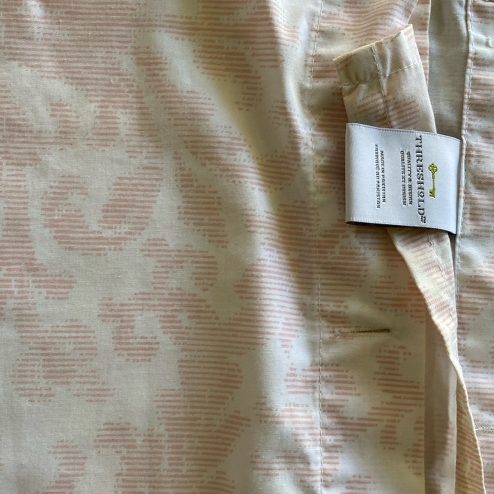*Like New* Threshold Shower Curtain 52% polyester 48% Cotton.
